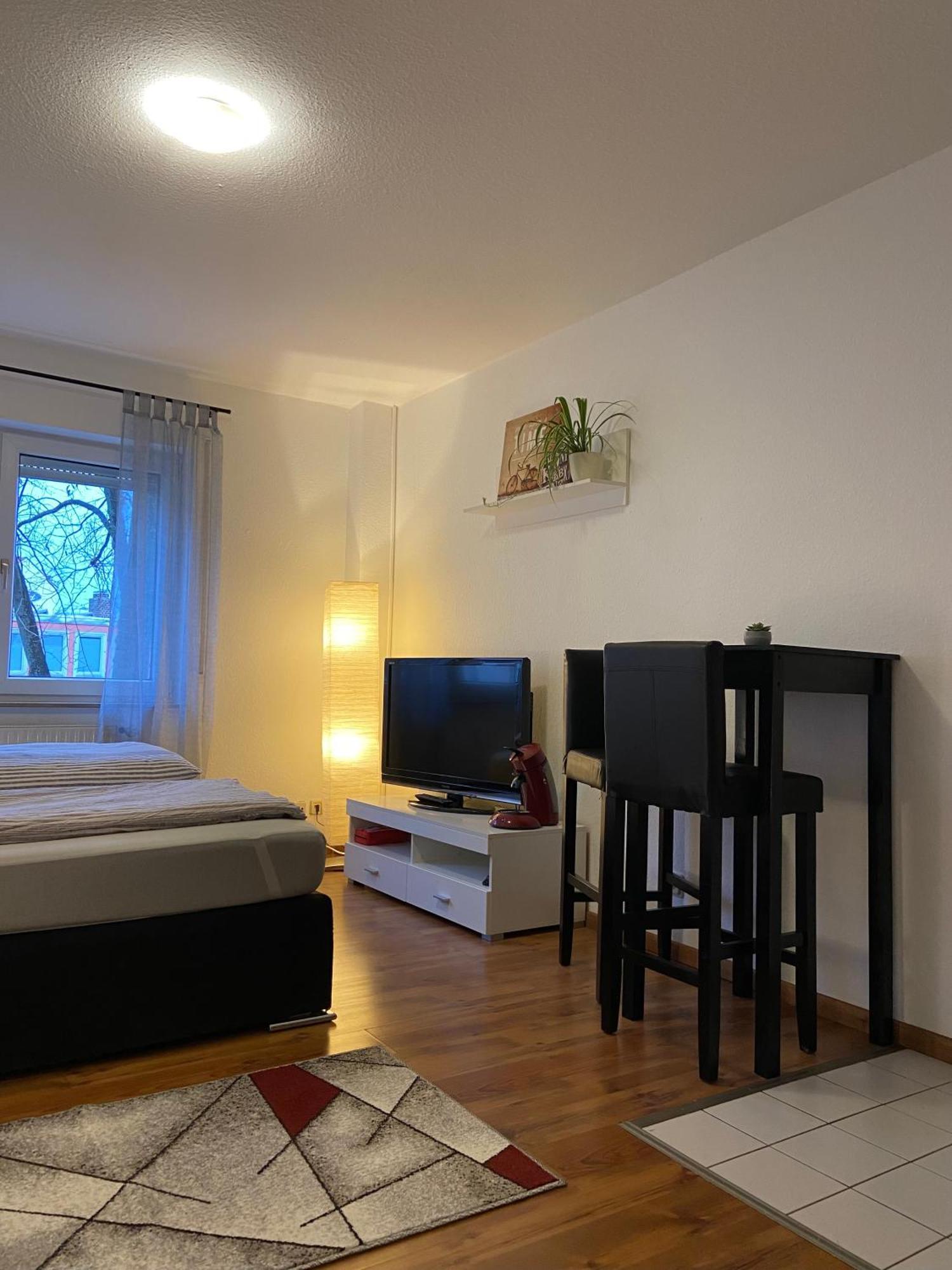 Einzimmerwohnung In Kassel Mitte Екстер'єр фото